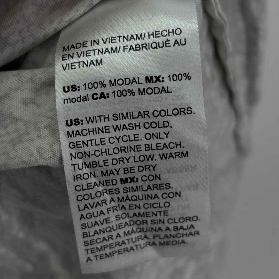Size XL Chico's Gray Shirt