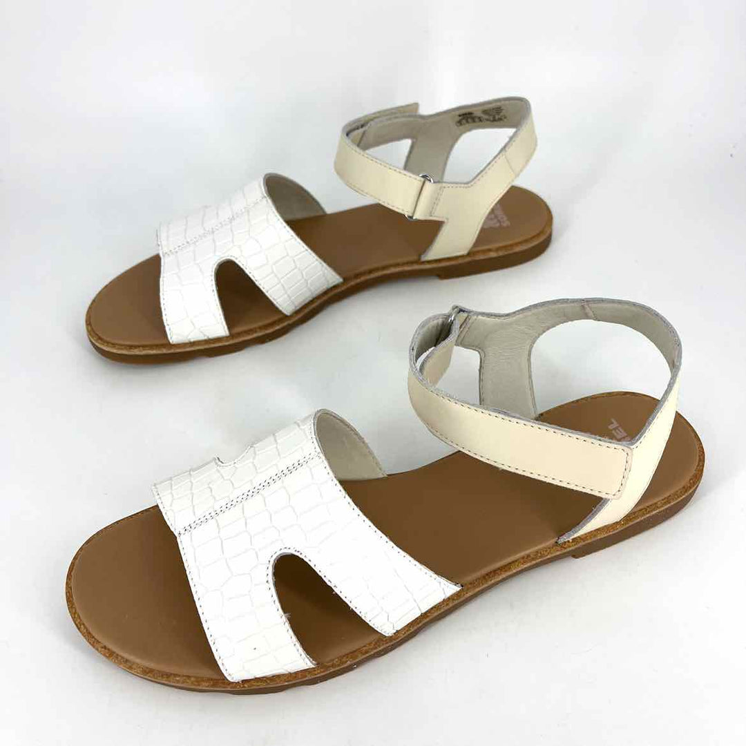 Shoe Size 12 Sorel White Sandals