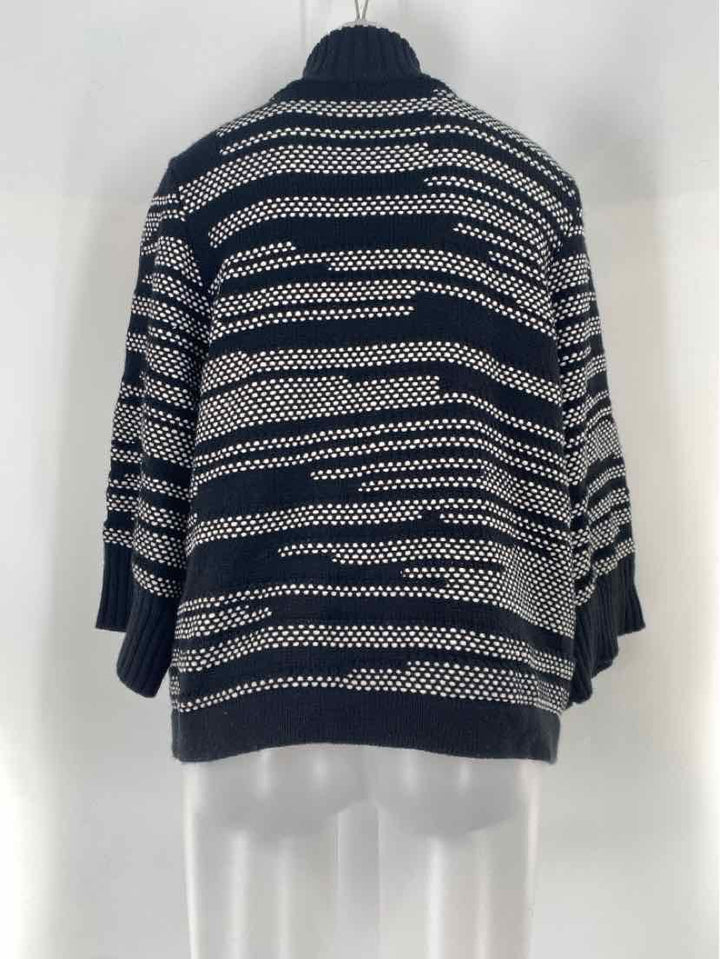 Size L Chico's Black/White Sweater
