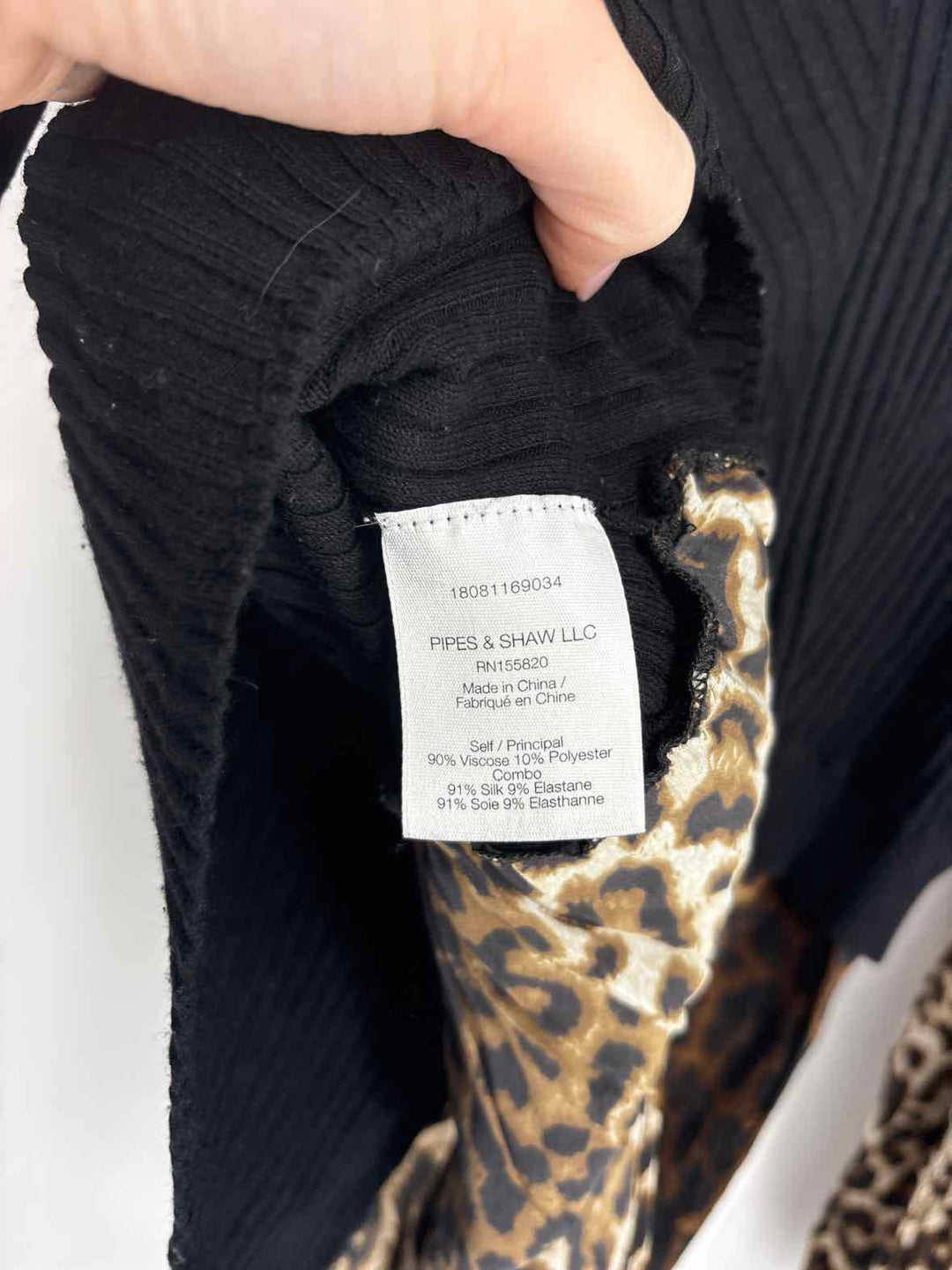Size M VERONICA BEARD Tan Sweater