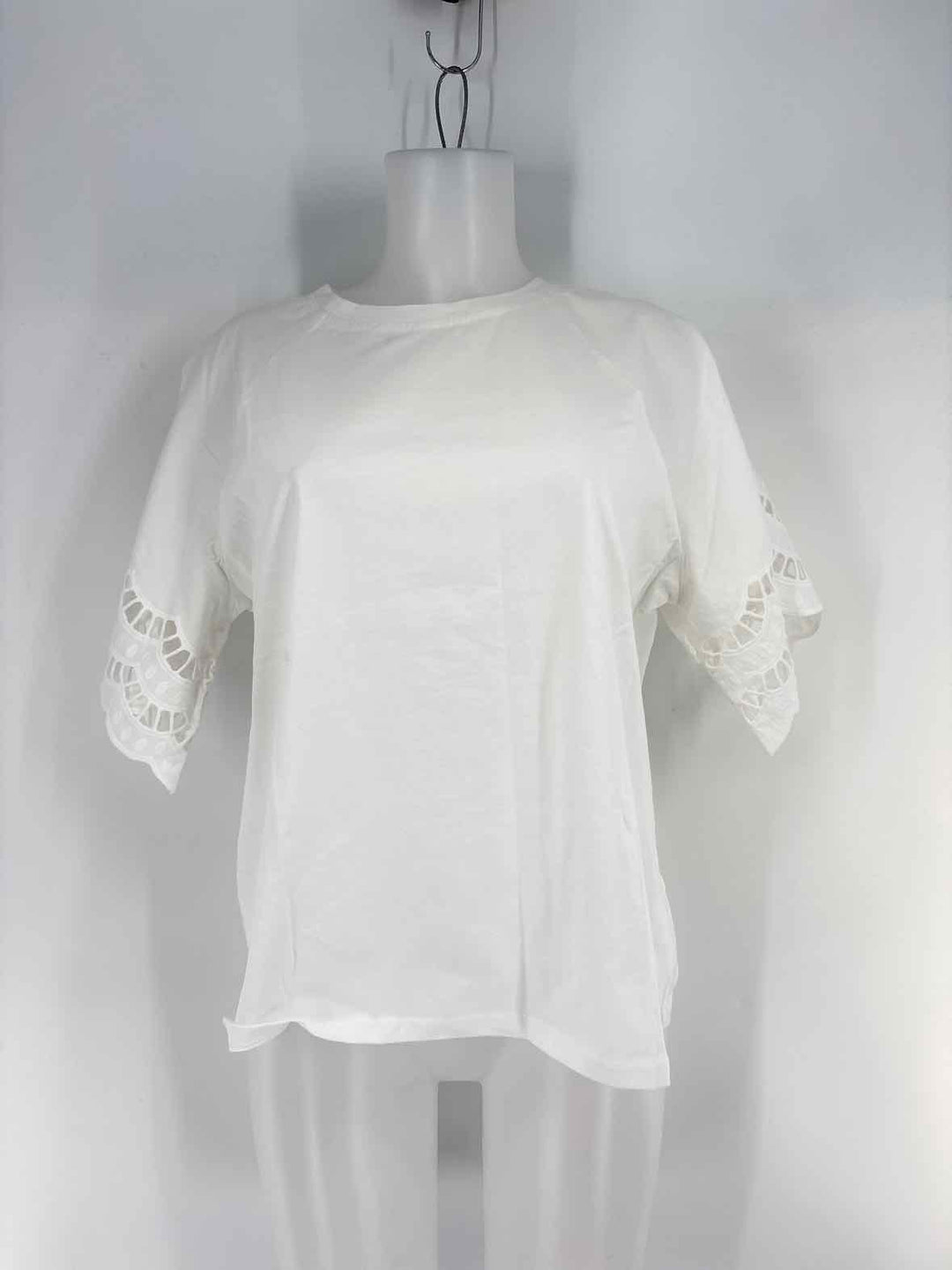 Size M Mud Pie White Shirt
