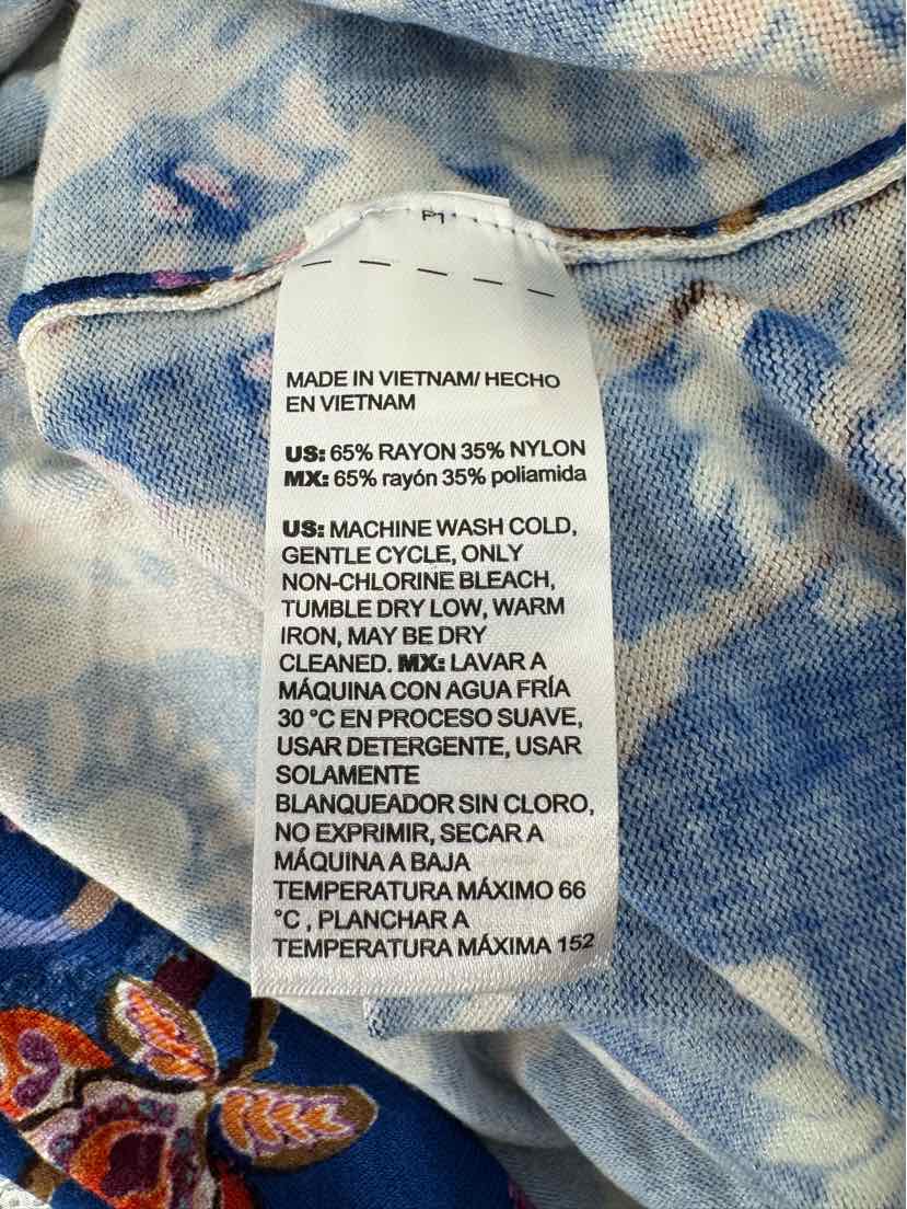 Size L Chico's Blue Print Sweater