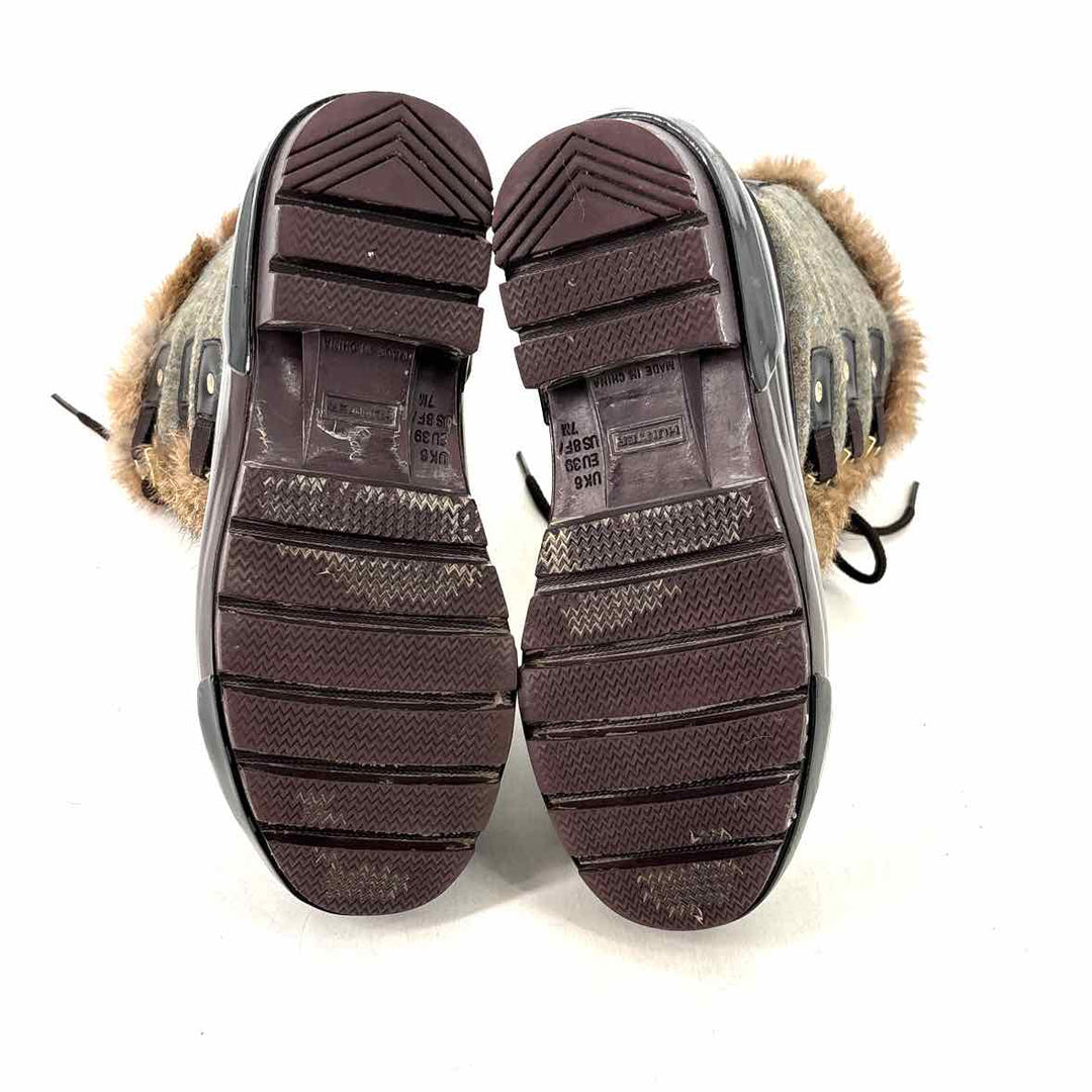 Shoe Size 8 Hunter Multi-Color Faux Fur Boots