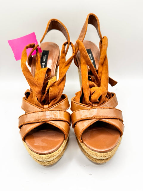 Shoe Size 7 White House Black Market Tan Sandals