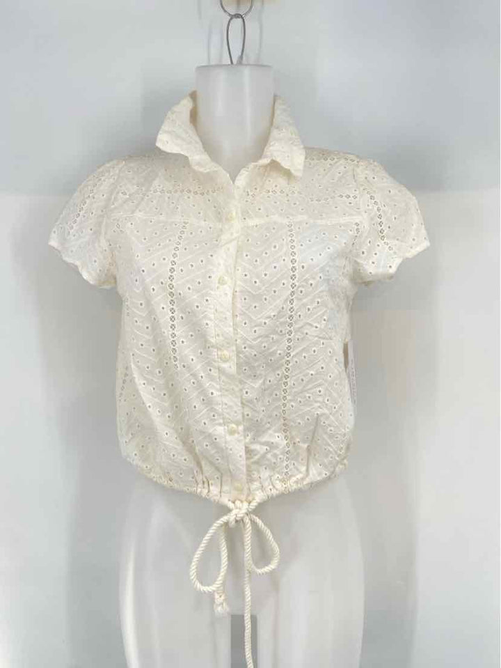 Size M Cream Shirt