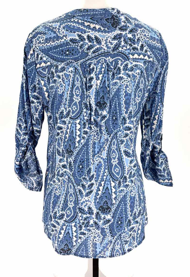 Size M Blue Shirt