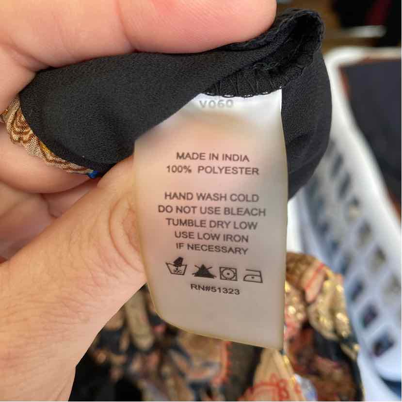Size M Vince Camuto Black Shirt