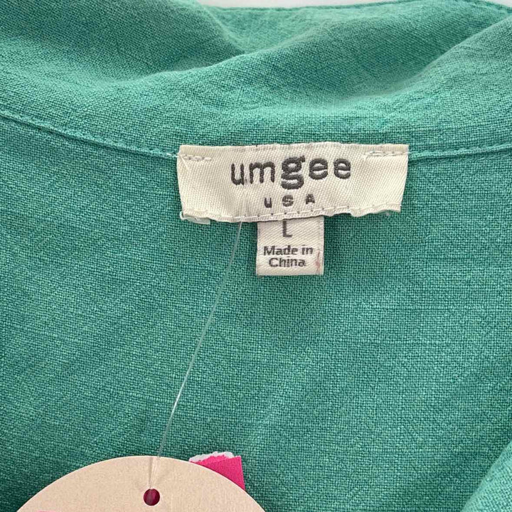Size L Umgee Multi-Color Knit Shirt