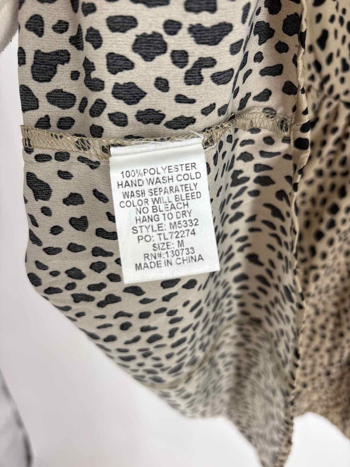 Size M Umgee TAN PRINT Shirt