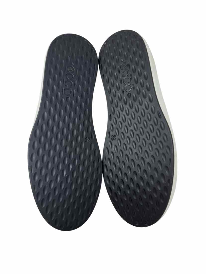 Shoe Size 39 ECCO Black Sneakers