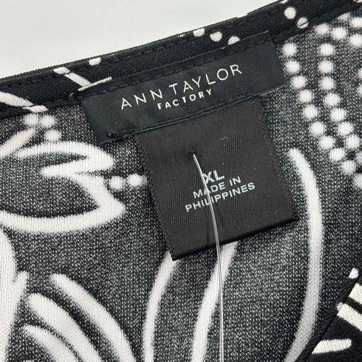 Size XL Ann Taylor Black/White Shirt