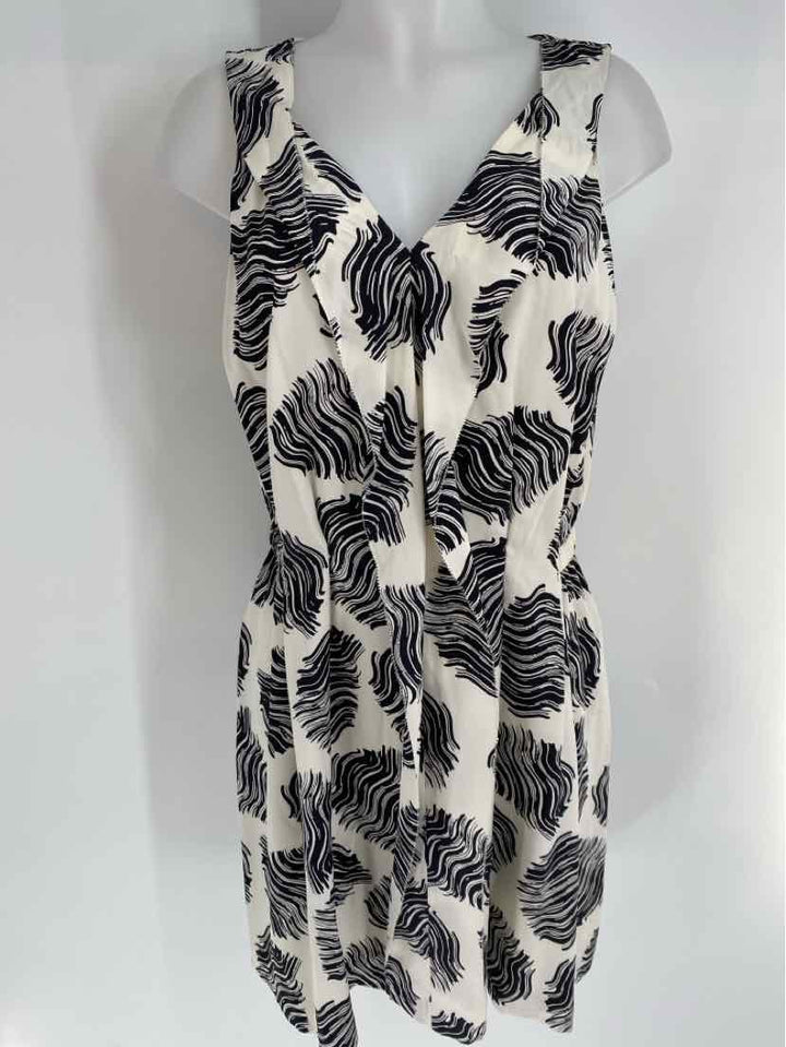 Size 6 DIANE VON FURSTENBERG White Dress