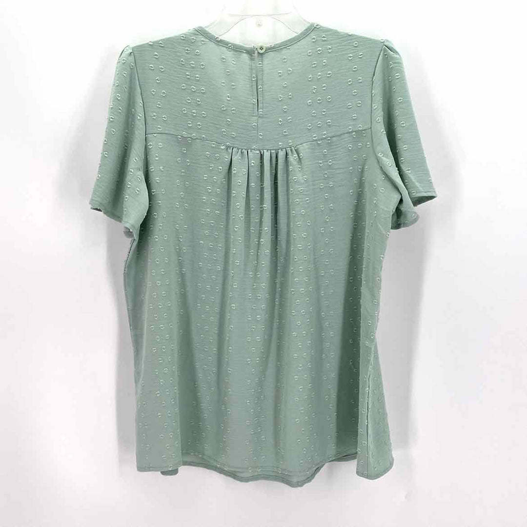 Size L Sage Shirt