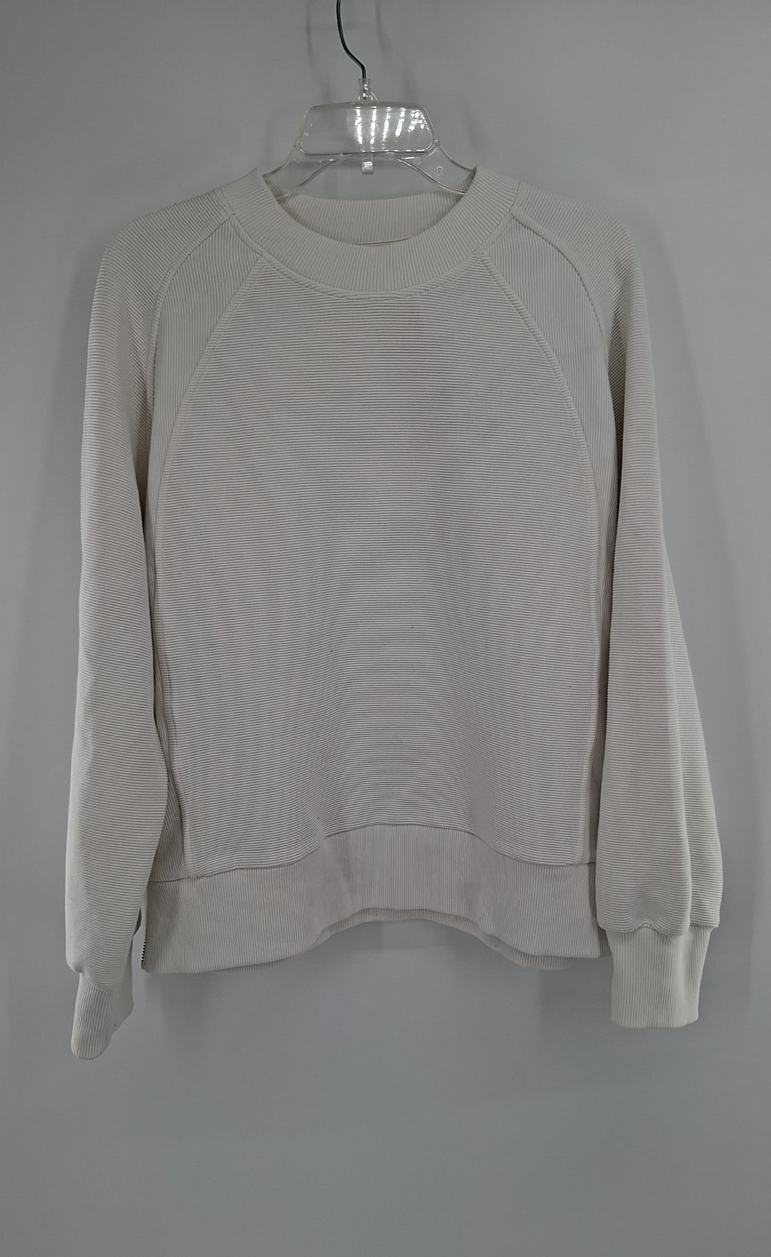 Size M VARLEY Cream Shirt