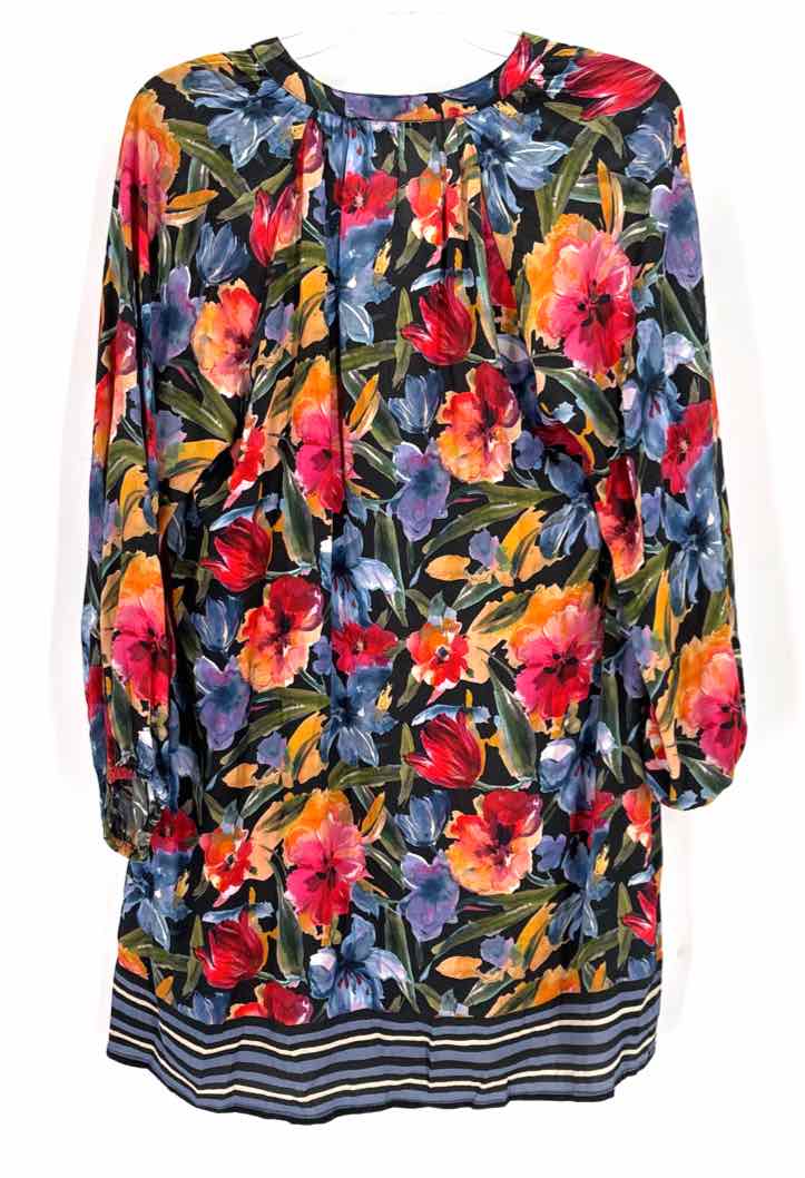 Size M TOLANI Multi-Color Dress