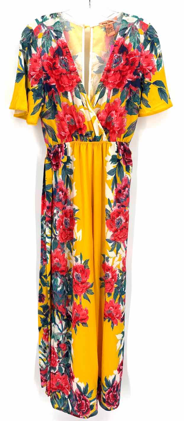 Size XS FLYING TOMATO Yellow Dress