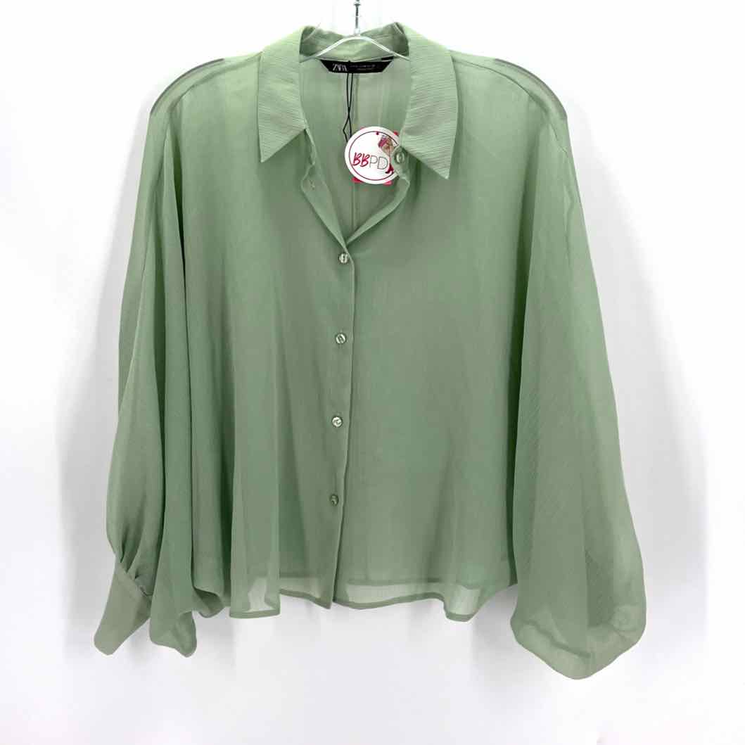 Size M ZARA Green Shirt