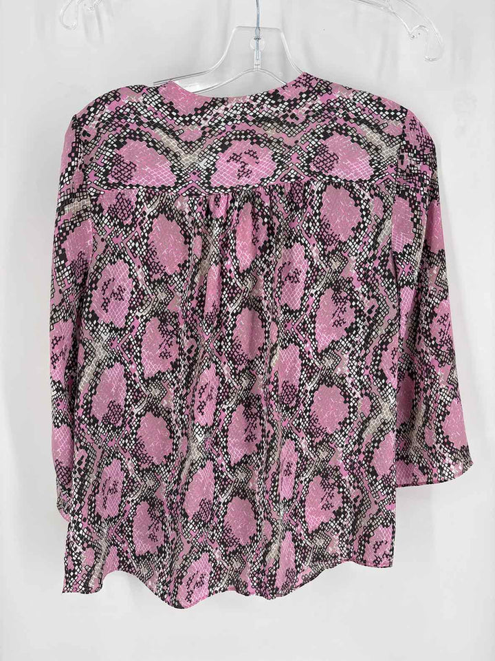 Size 6 INC PINK PRINT Shirt