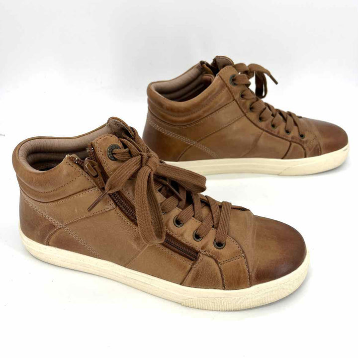Shoe Size 9 TAOS Camel Leather Wedge