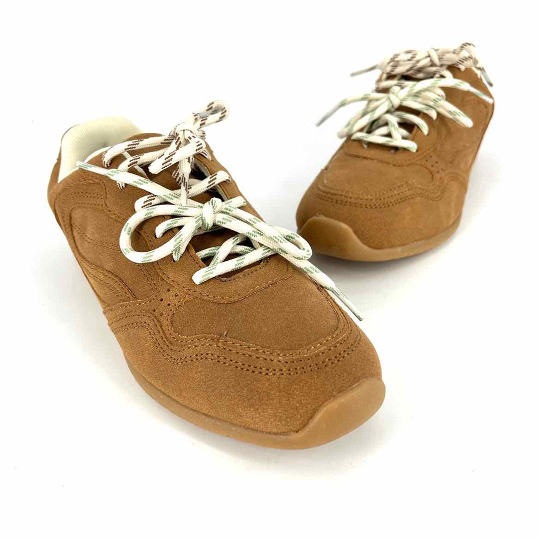 Shoe Size 7.5 TIME AND TRUE Tan Sneakers