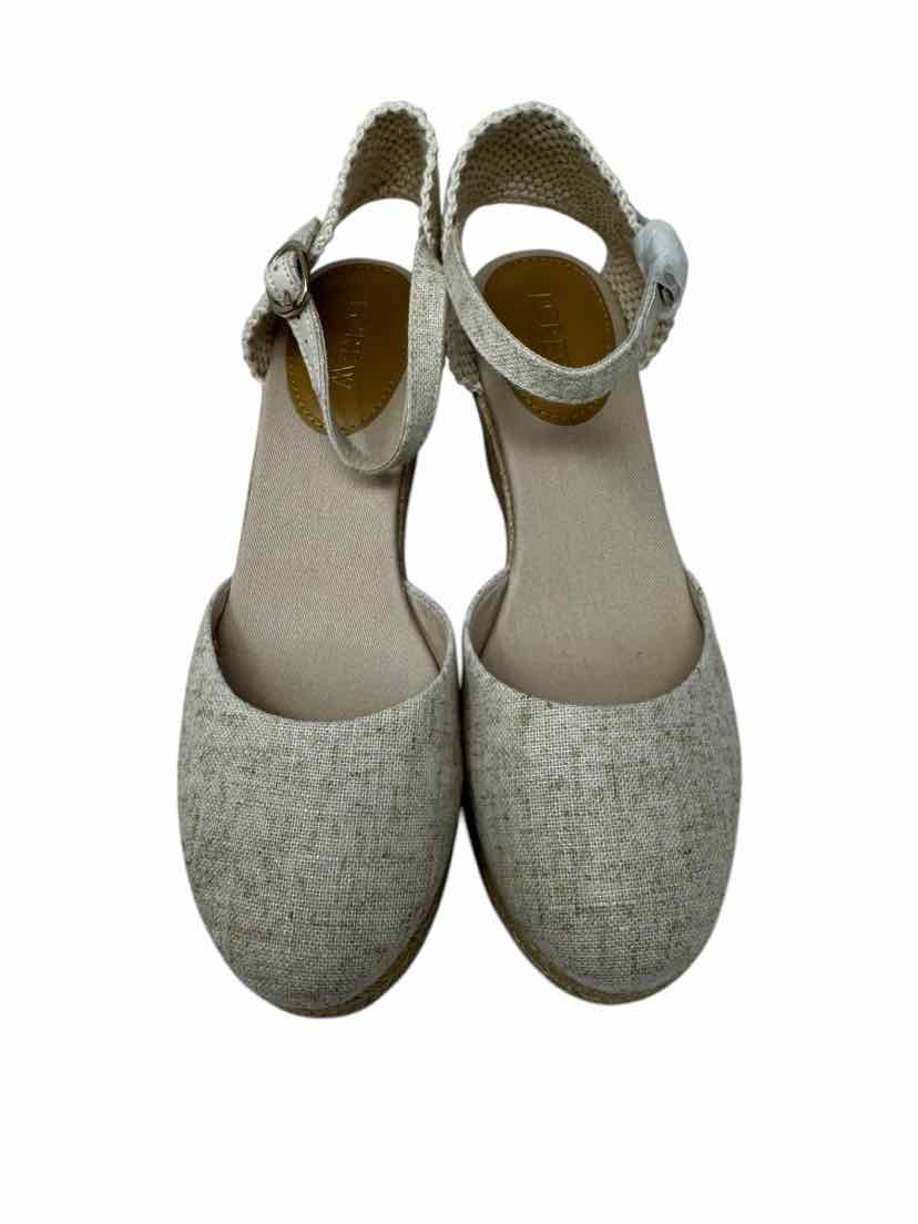Shoe Size 8 J Crew Beige Canvas Pumps