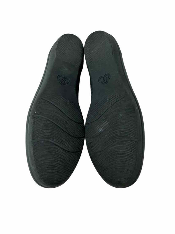 Shoe Size 8 CLARKS Gray Flats