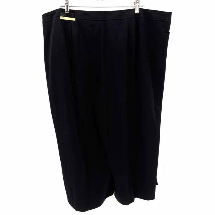Size 26 LANE BRYANT Black Capri