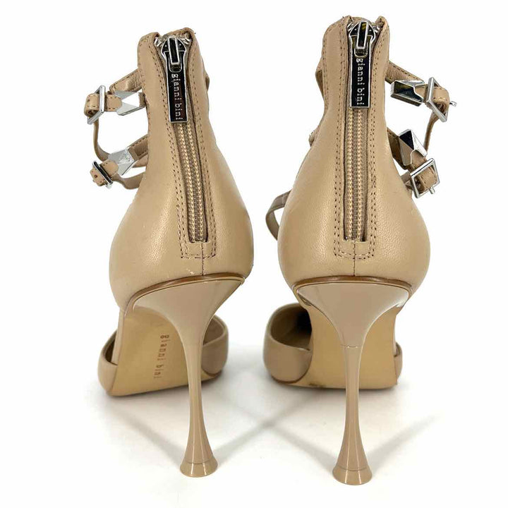 Shoe Size 9.5 Gianni Bini Tan Pumps