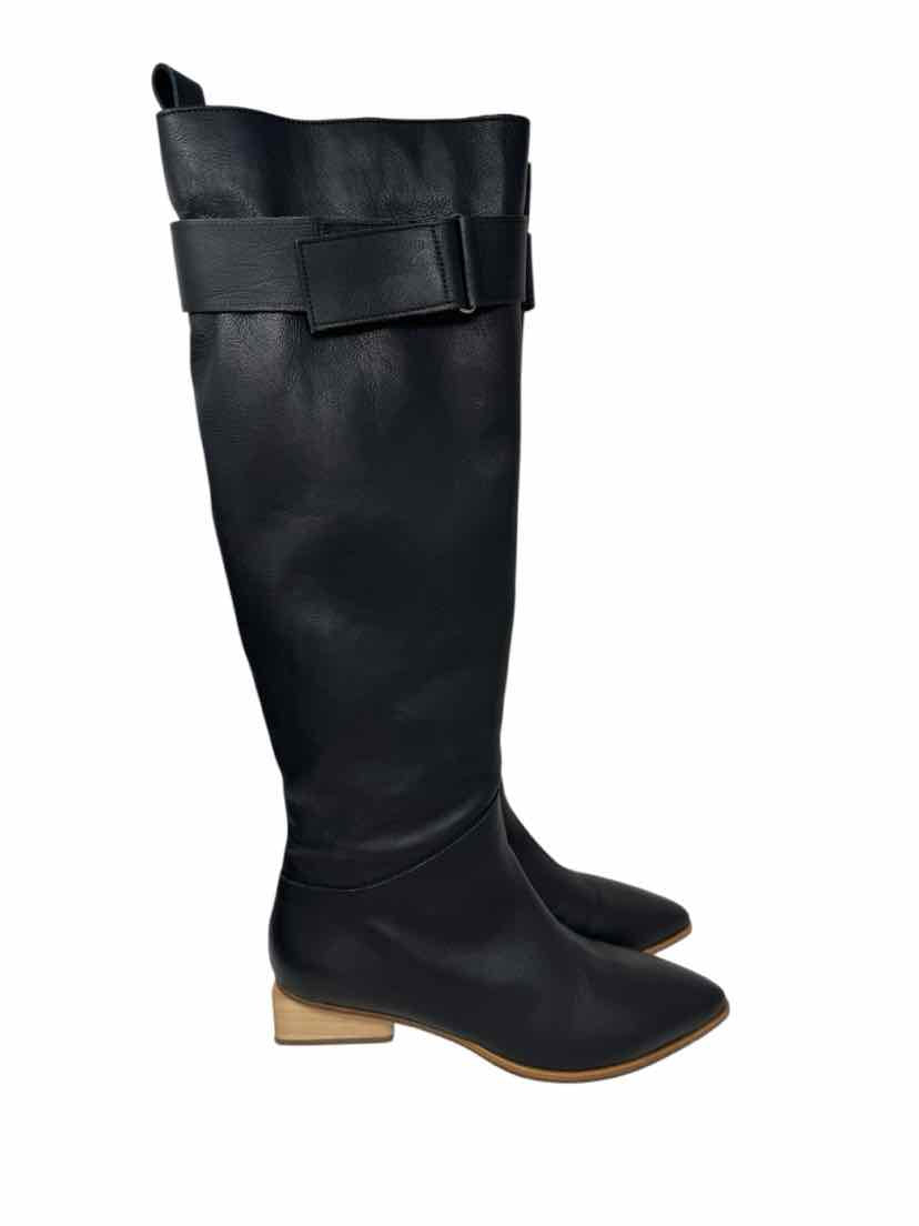 Shoe Size 39.5 Black Leather Boots