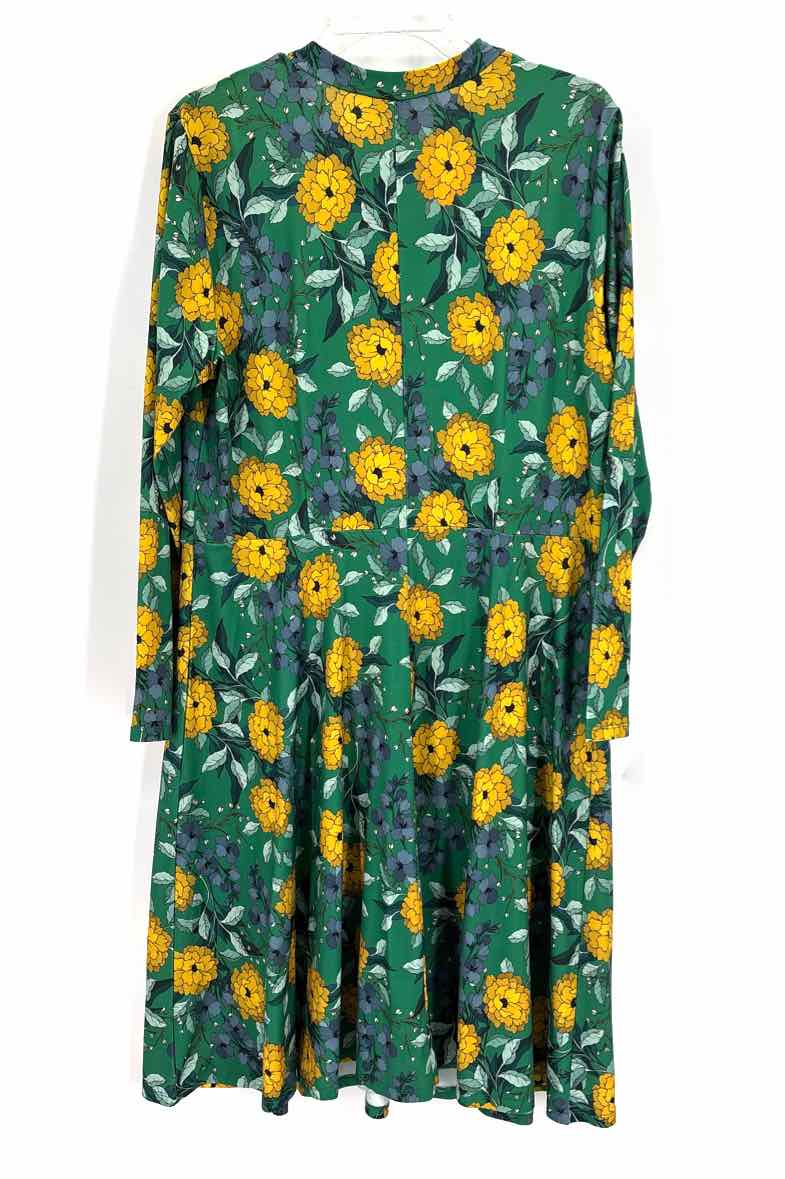 Size 16 ELOQUII Green Dress