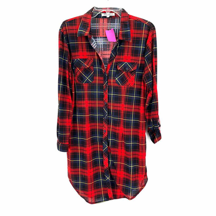 Size M Red Shirt