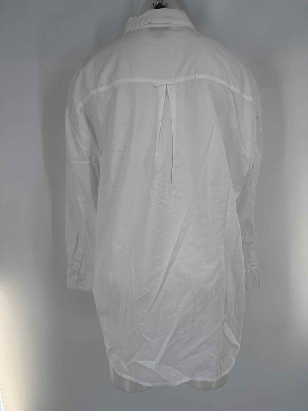 Size L Old Navy White Shirt