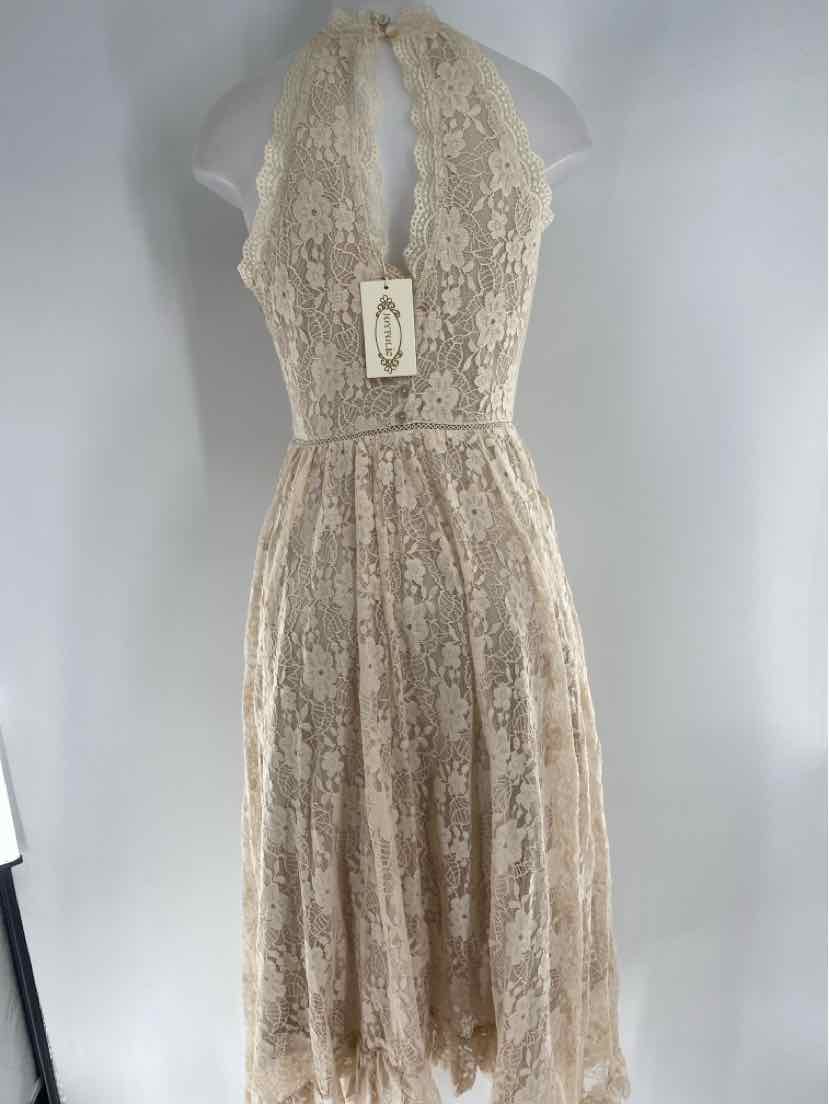 Size M Cream Dress