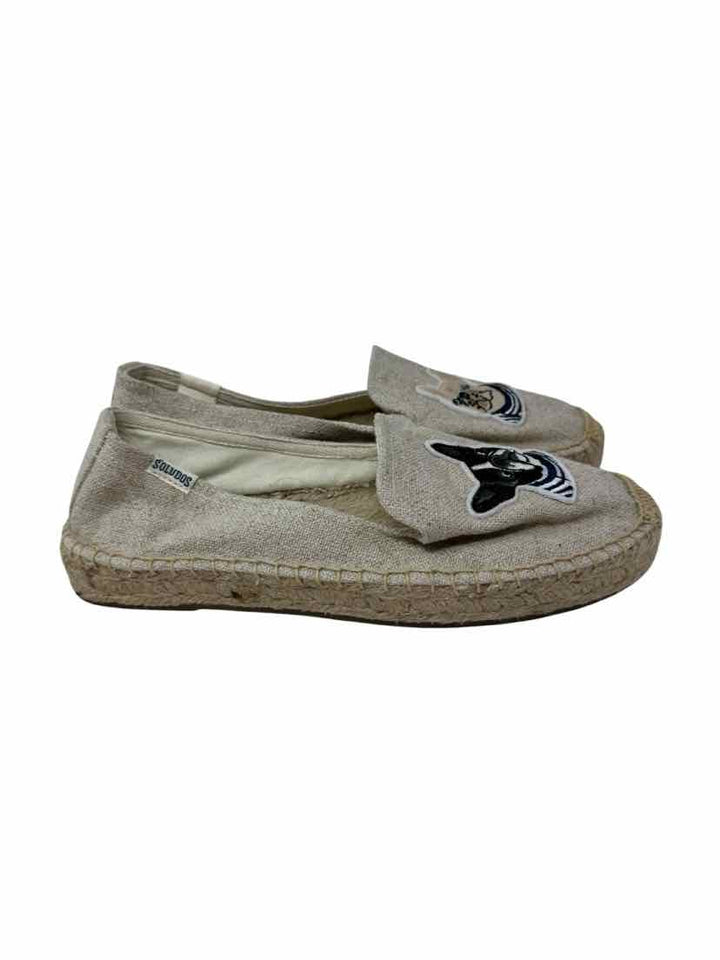 Shoe Size 7 SOLUDOS Beige Flats