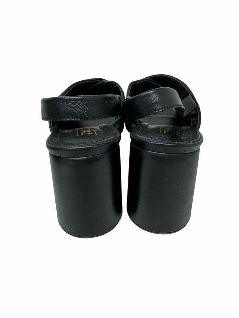 Shoe Size 39 Black Sandals