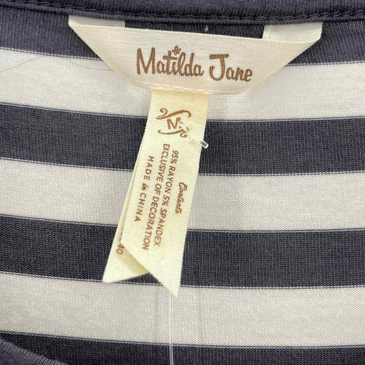 Size M MATILDA JANE Gray Shirt
