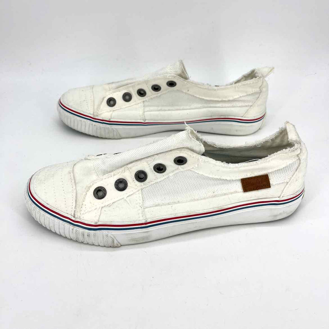 Shoe Size 9.5 BLOWFISH White Canvas Sneakers