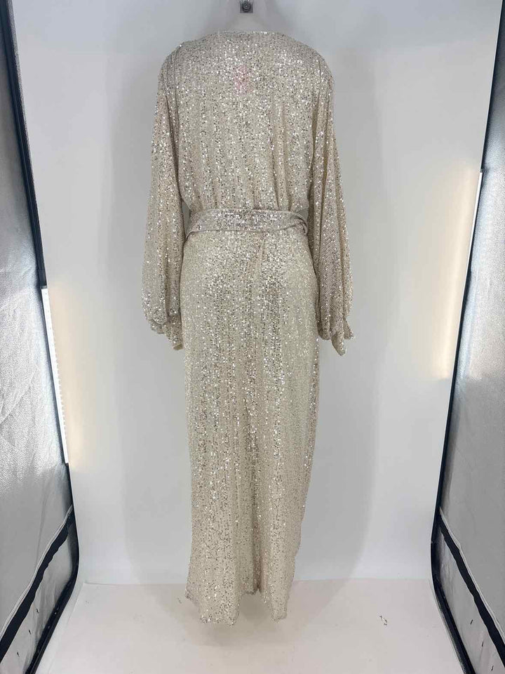 Size 2X Cream PROM