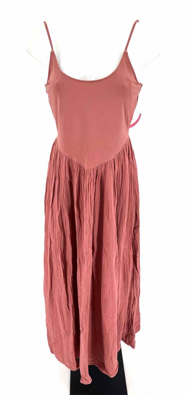 Size M AERIE Salmon Dress