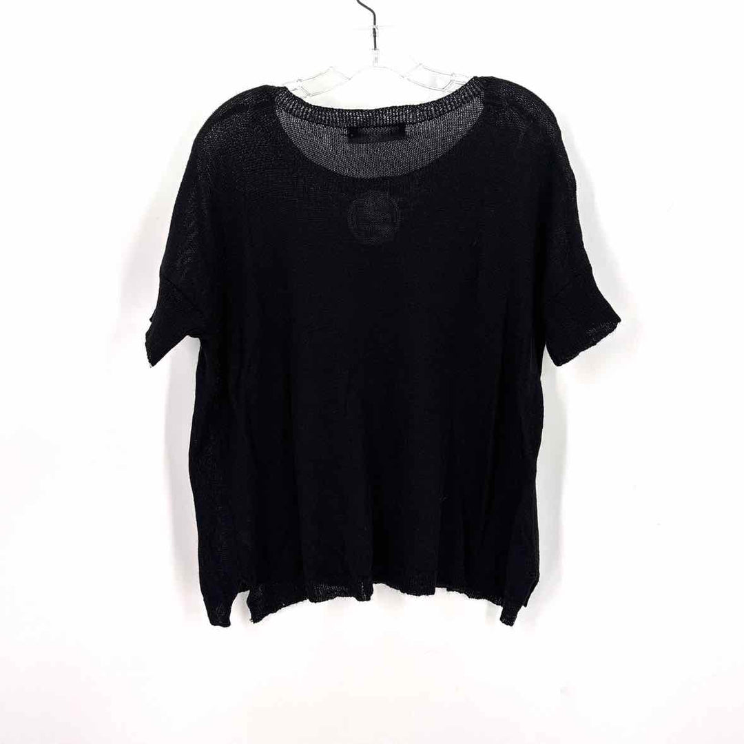 Size M/L FABRIK Black Sweater