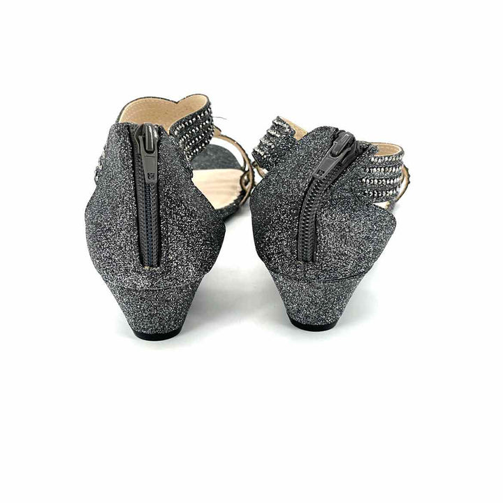 Shoe Size 9 CHARTER CLUB Silver Pumps