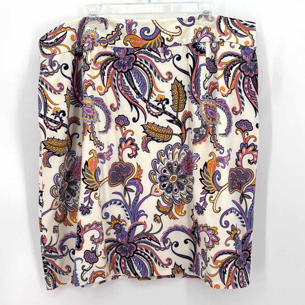 Size 22 White Skirt