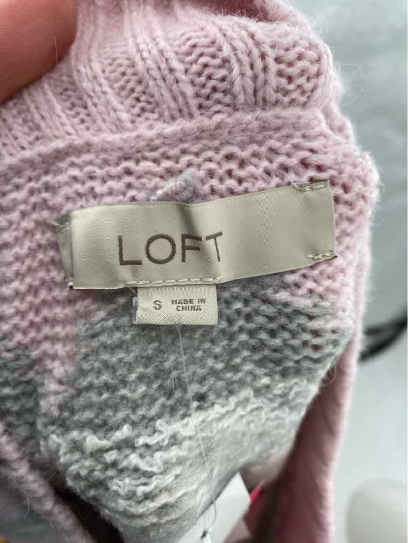 Size S Ann Taylor Pink Knit Sweater
