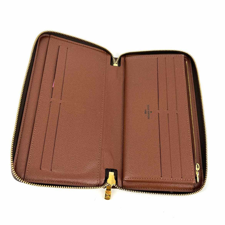 Louis Vuitton Luxury - Wallet