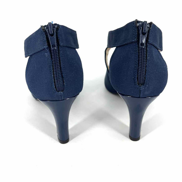 Shoe Size 11 Jones New York Navy Pumps