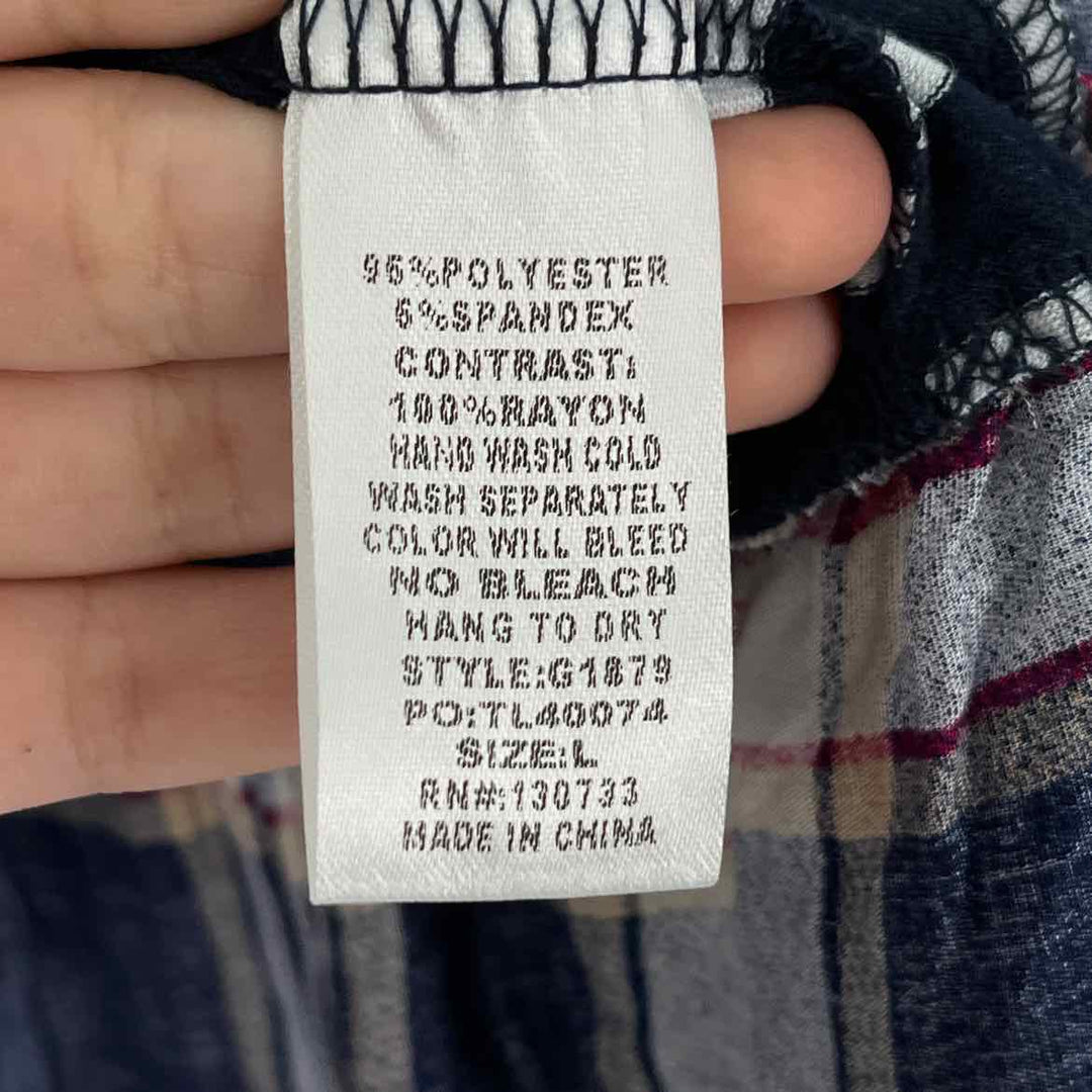 Size L Umgee Navy Knit Shirt