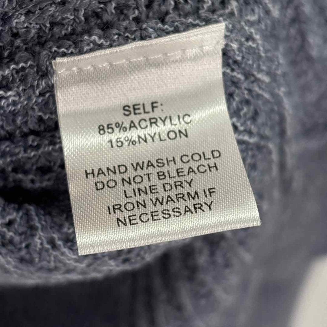 Size XL Hudson Blue Knit Sweater