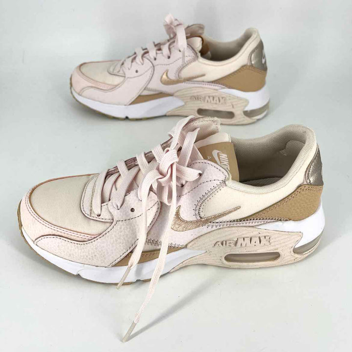 Shoe Size 6.5 Nike Pink Sneakers