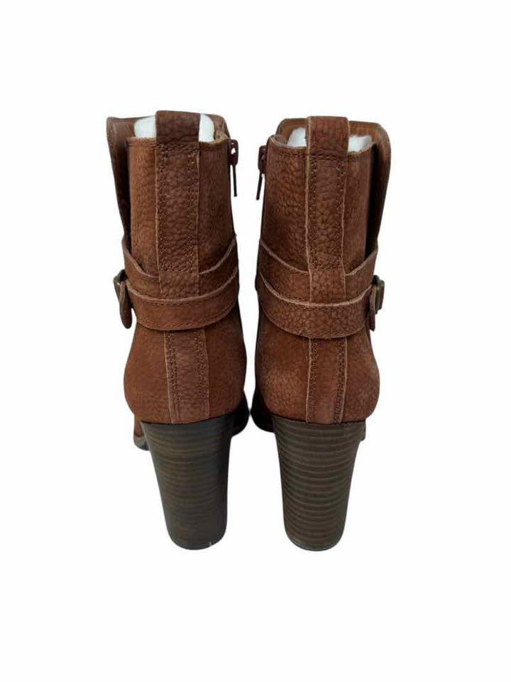 Shoe Size 8 LUCKY Brown Suede Boots