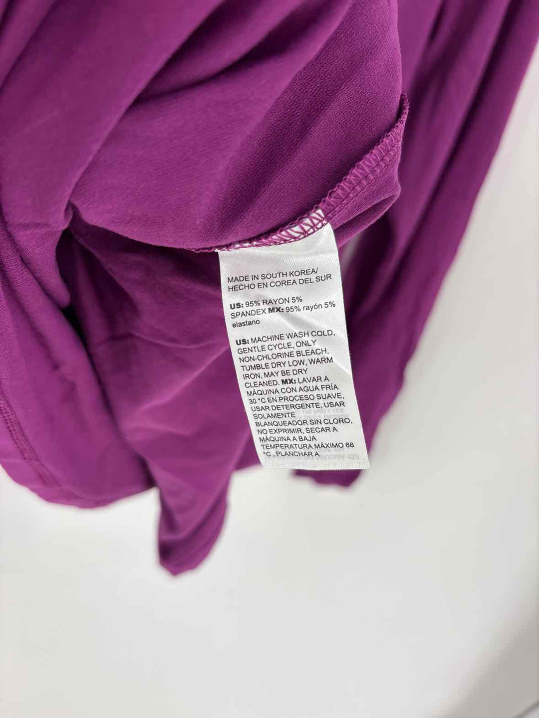 Size L Chico's Fuschia Shirt